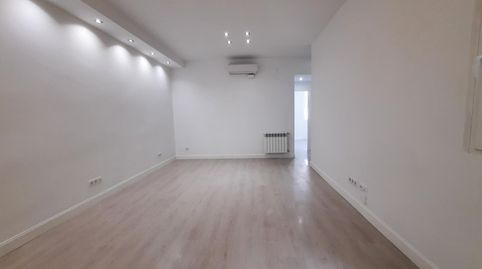 Foto 3 von Wohnung zur Miete in Calle de Fernán González, 50, Ibiza de Madrid, Madrid Capital
