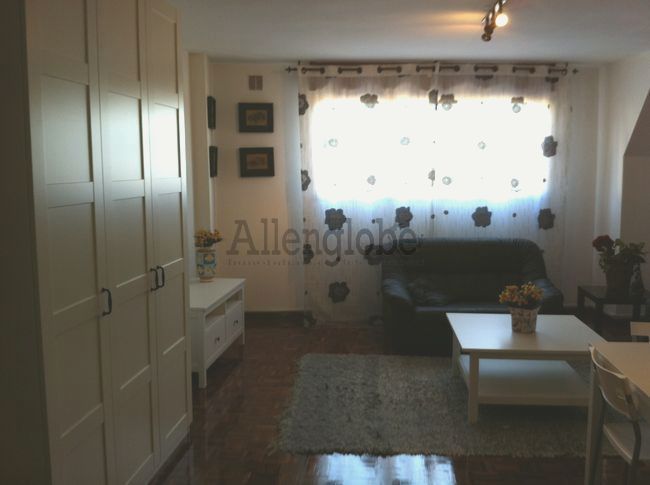 Bedroom of Apartment to rent in Oviedo 