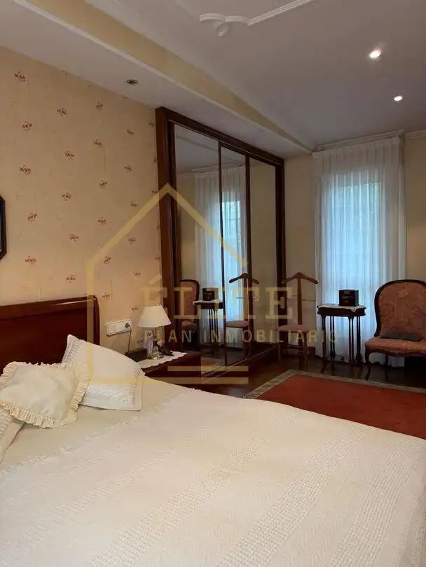 Bedroom of Houses for sale in Castro-Urdiales  with Air Conditioner, Heating and Storage room