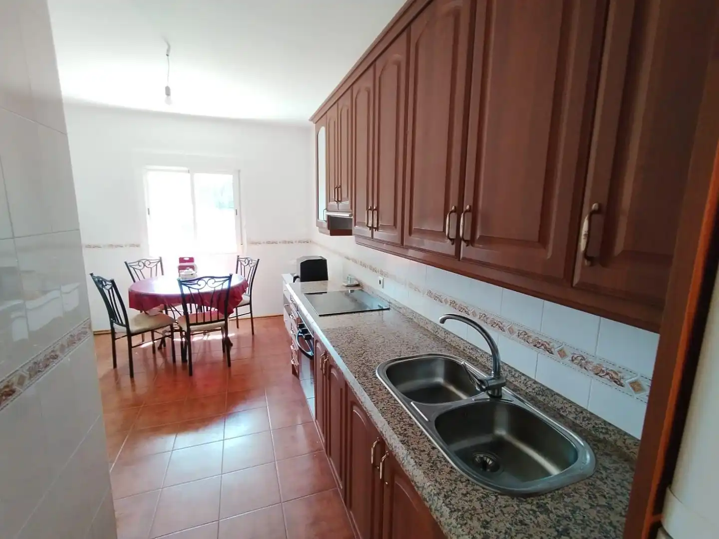 Cuina de Casa o xalet en venda en Cáceres amb Aire condicionat, Calefacció i Jardí privat