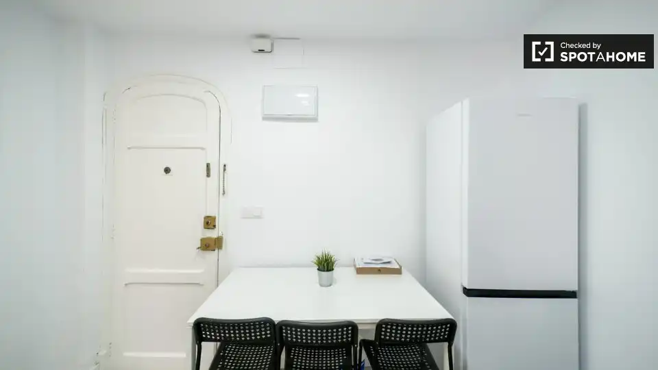 Comedor de Piso de alquiler en Valencia con Aire acondicionado, Calefacción y Amueblado