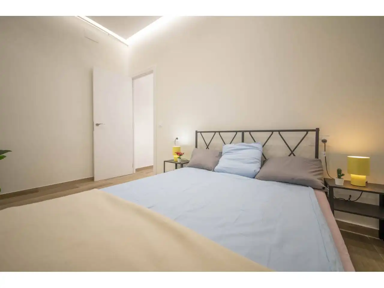 Habitación de Piso en venta en Barcelona con Aire acondicionado, Amueblado y Alarma