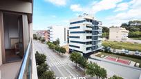 Exterior view of Duplex for sale in Girona Capital  with Air Conditioner and Terrace