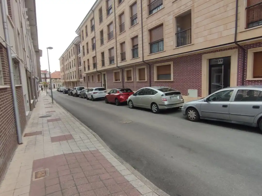 Parking of Garage for rent in Aguilar de Campoo