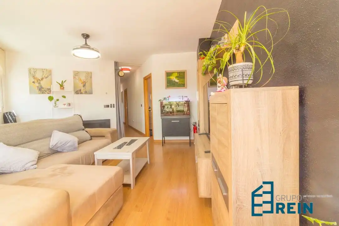 Wohnzimmer von Wohnung zum Verkauf in Cobeja
