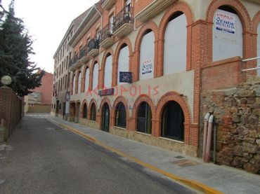 Local comercial en venda a Calle Alcañices 1 Bj 1