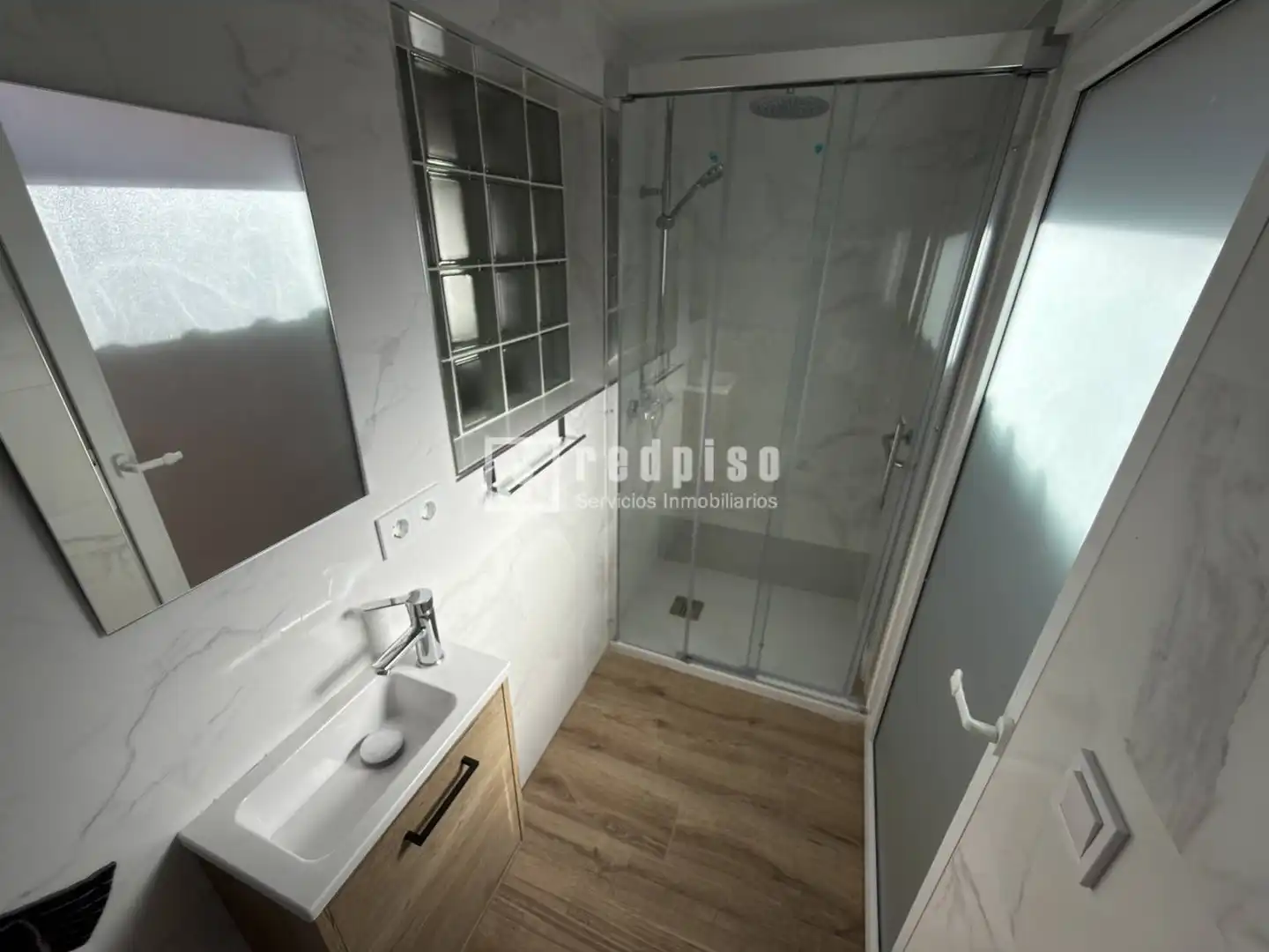Baño de Casa o chalet de alquiler en Madrid con Aire acondicionado, Terraza y Trastero