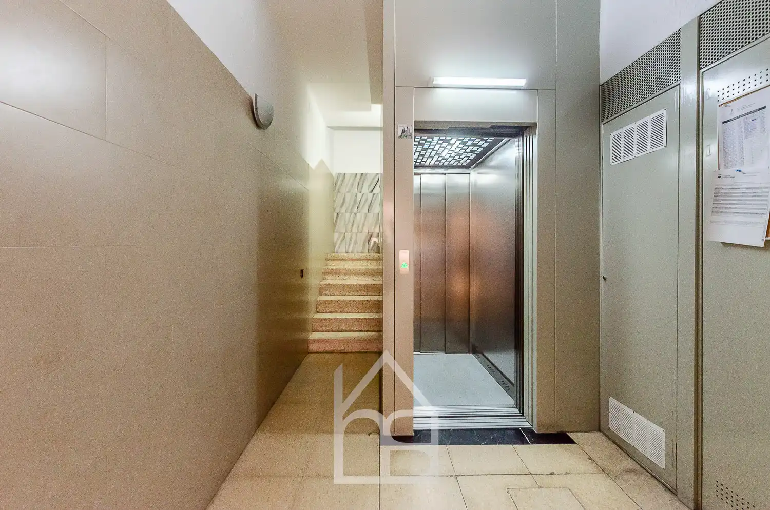 Piso con terraza en venta en Carrer de Domènec Martí i Julià 64, imagen 26