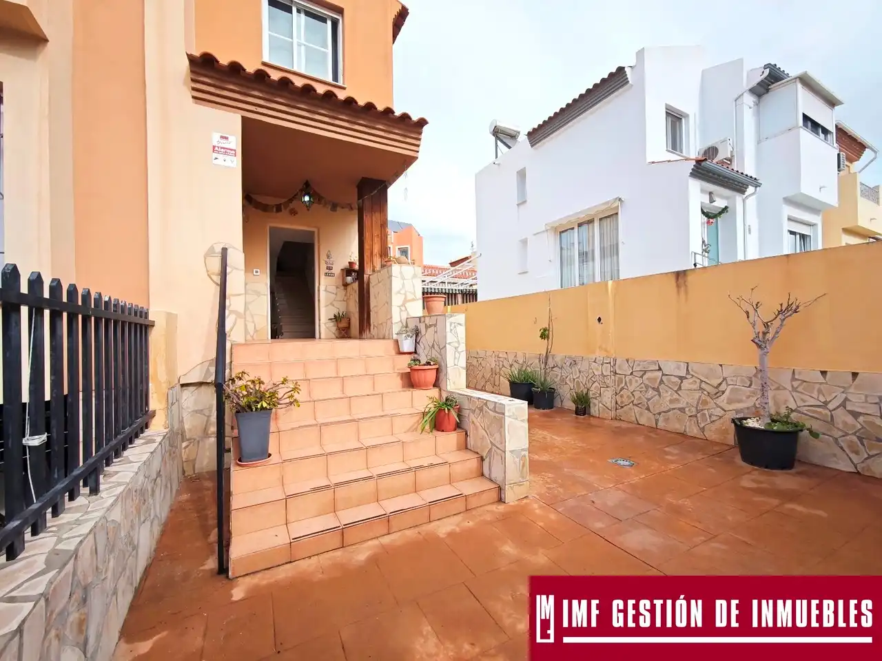 Vista exterior de Casa o chalet en venta en Vélez-Málaga con Aire acondicionado, Calefacción y Terraza