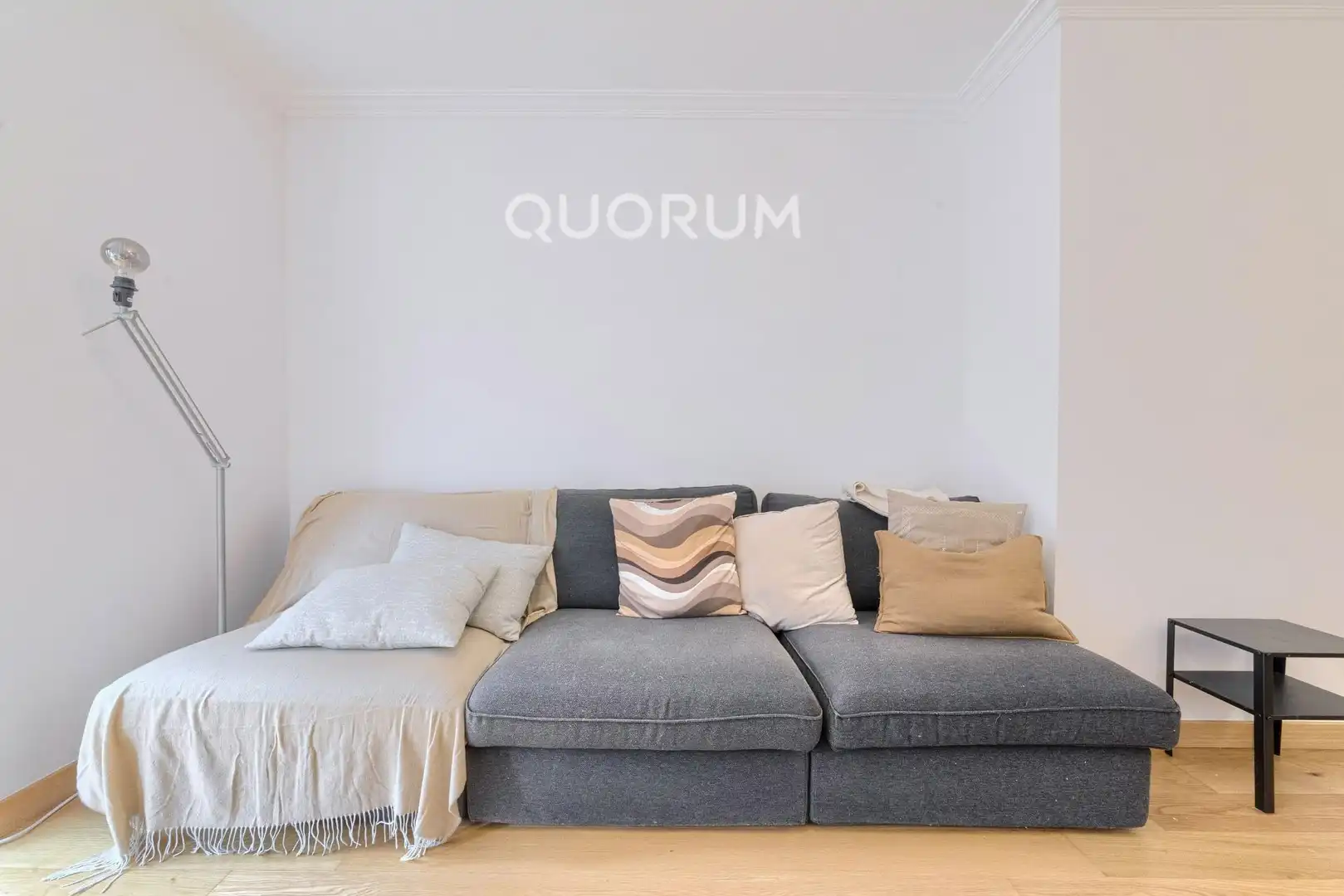 Sala de estar de Piso en venta en Bilbao  con Calefacción, Trastero y Amueblado