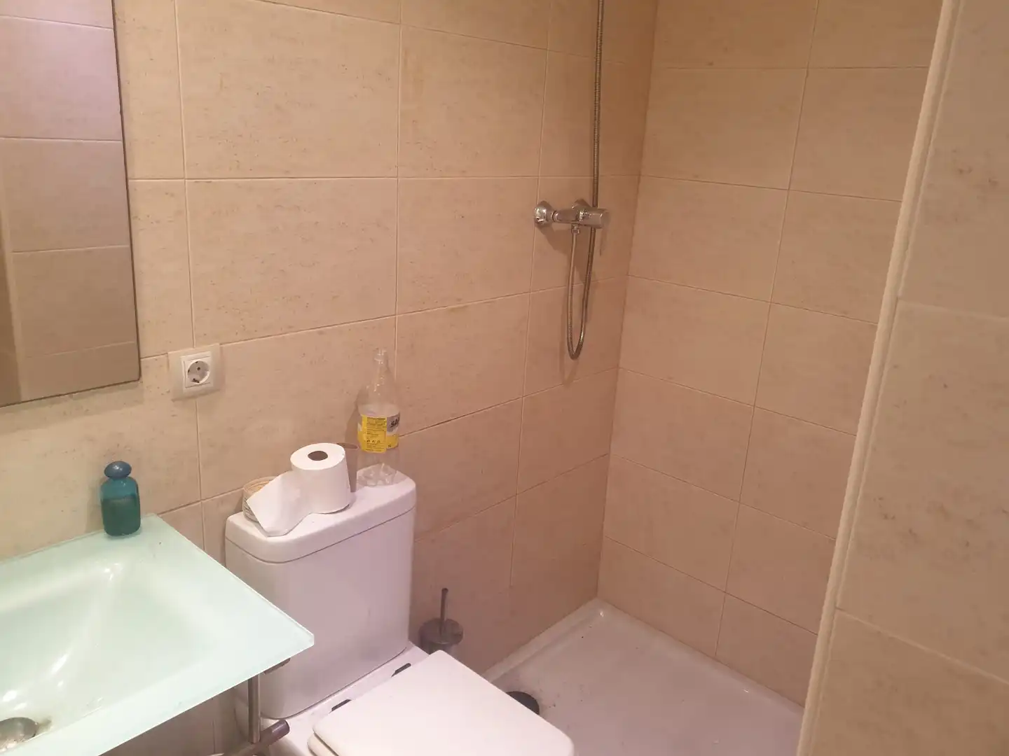 Baño de Local en venta en Sant Boi de Llobregat