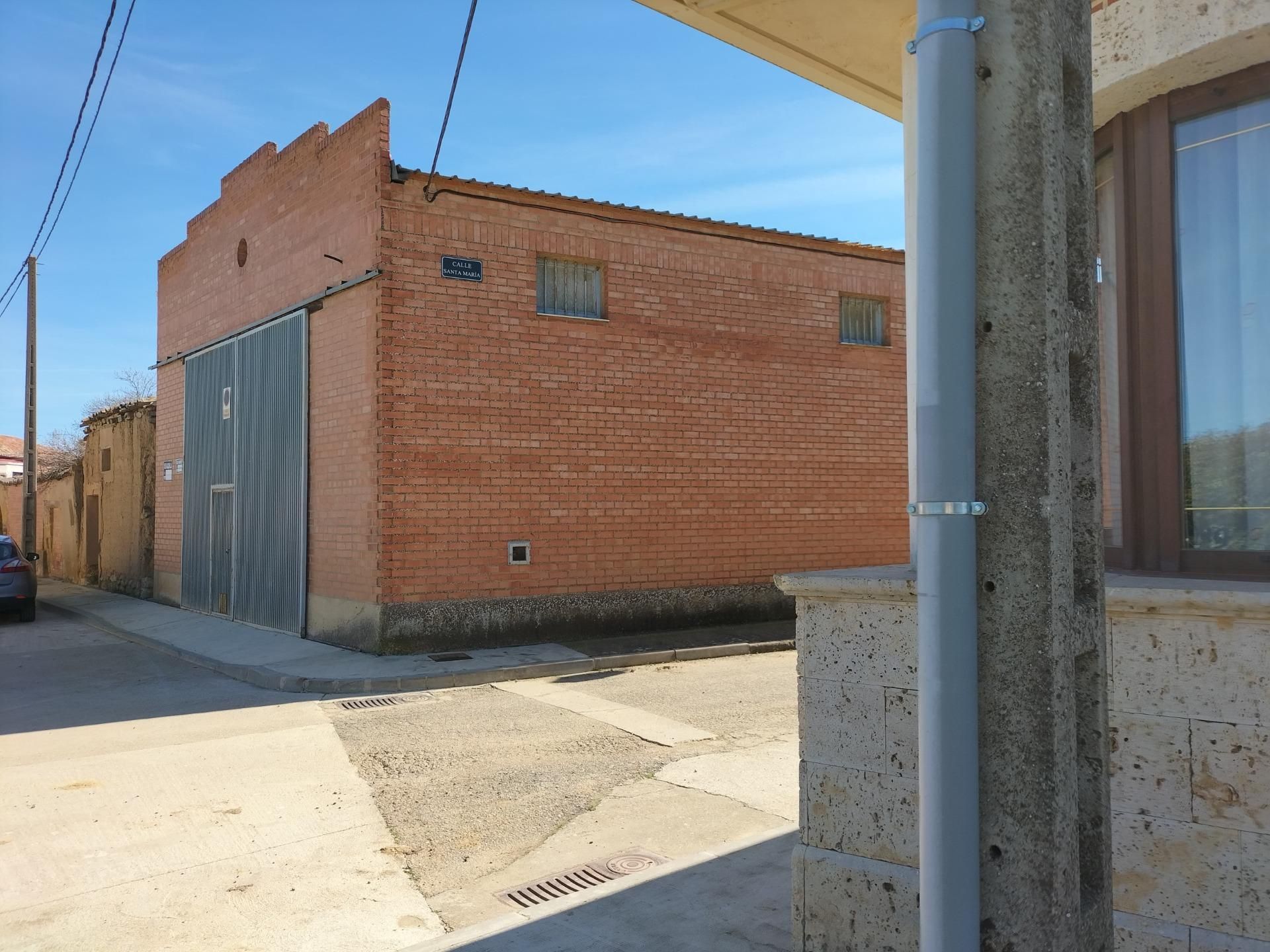 Exterior view of Industrial buildings for sale in Amusco