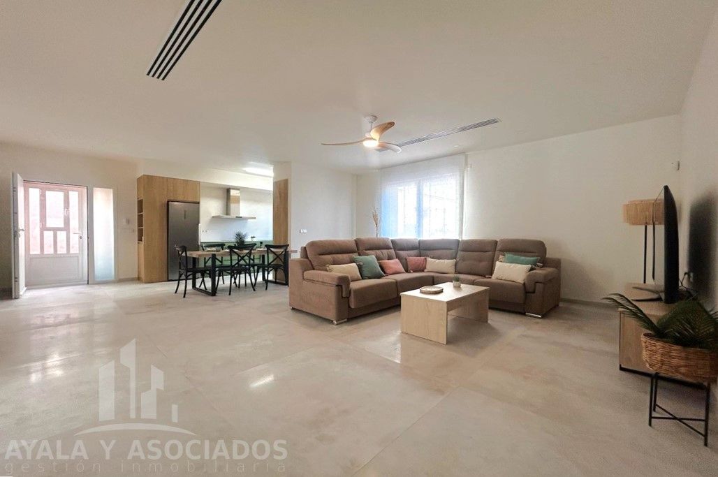 Living room of Flat for sale in La Manga del Mar Menor  with Air Conditioner, Heating and Furnished