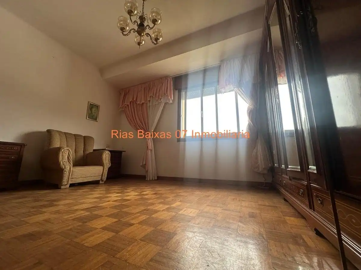 Dormitori de Casa o xalet en venda en Baiona