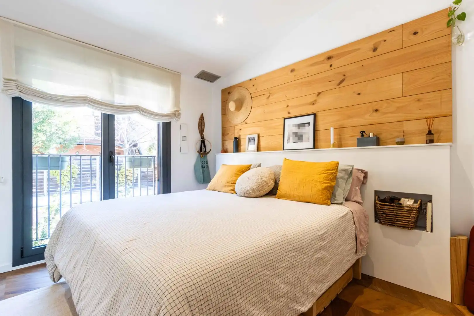 Dormitori de Casa o xalet en venda en Sant Llorenç Savall amb Calefacció, Jardí privat i Parquet
