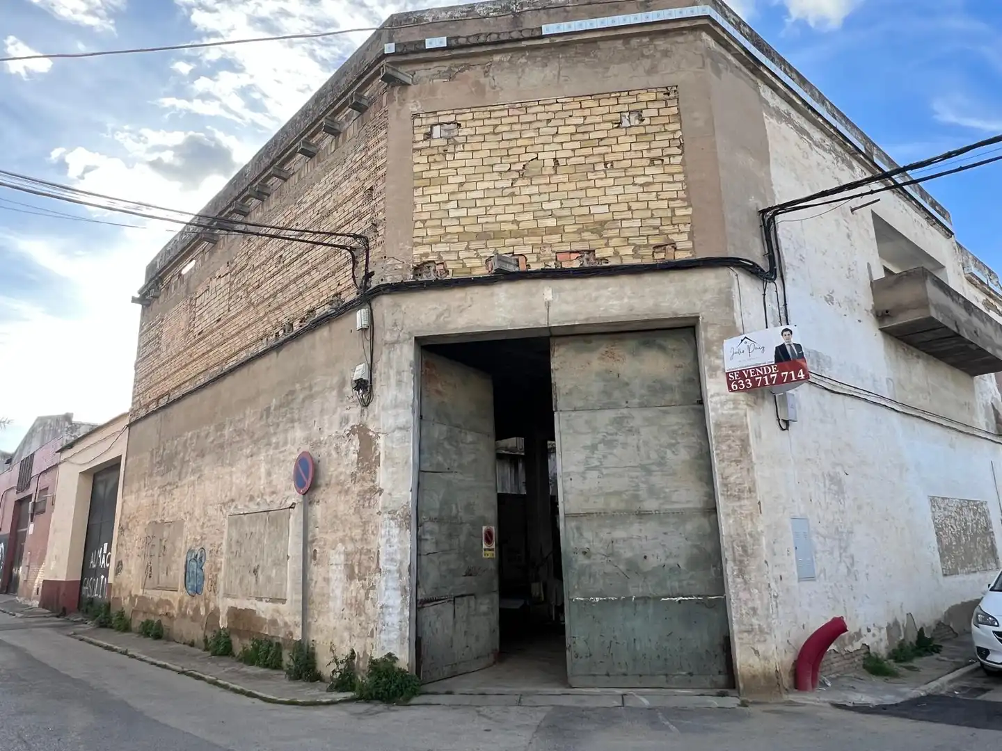 Exterior view of Industrial buildings for sale in Coria del Río