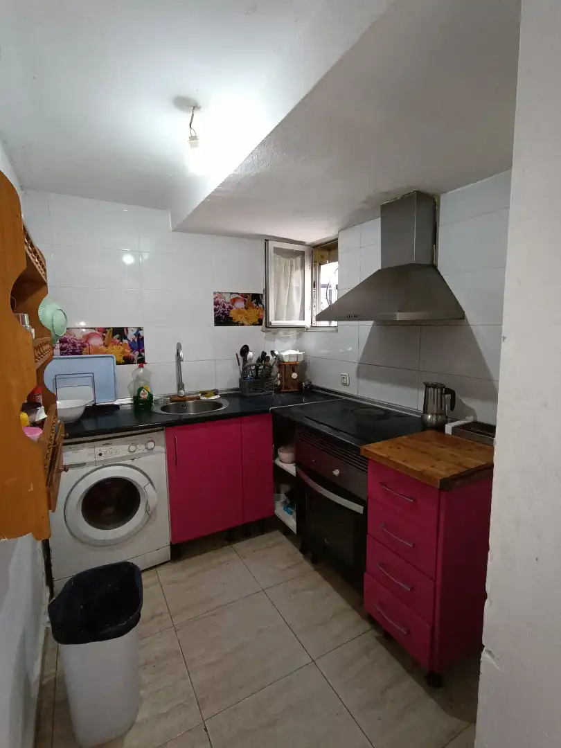Cocina de Casa adosada en venta en Mairena del Aljarafe con Aire acondicionado, Calefacción y Jardín privado