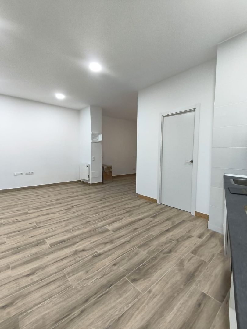 Planta baja for sale in  Madrid Capital  with Heating