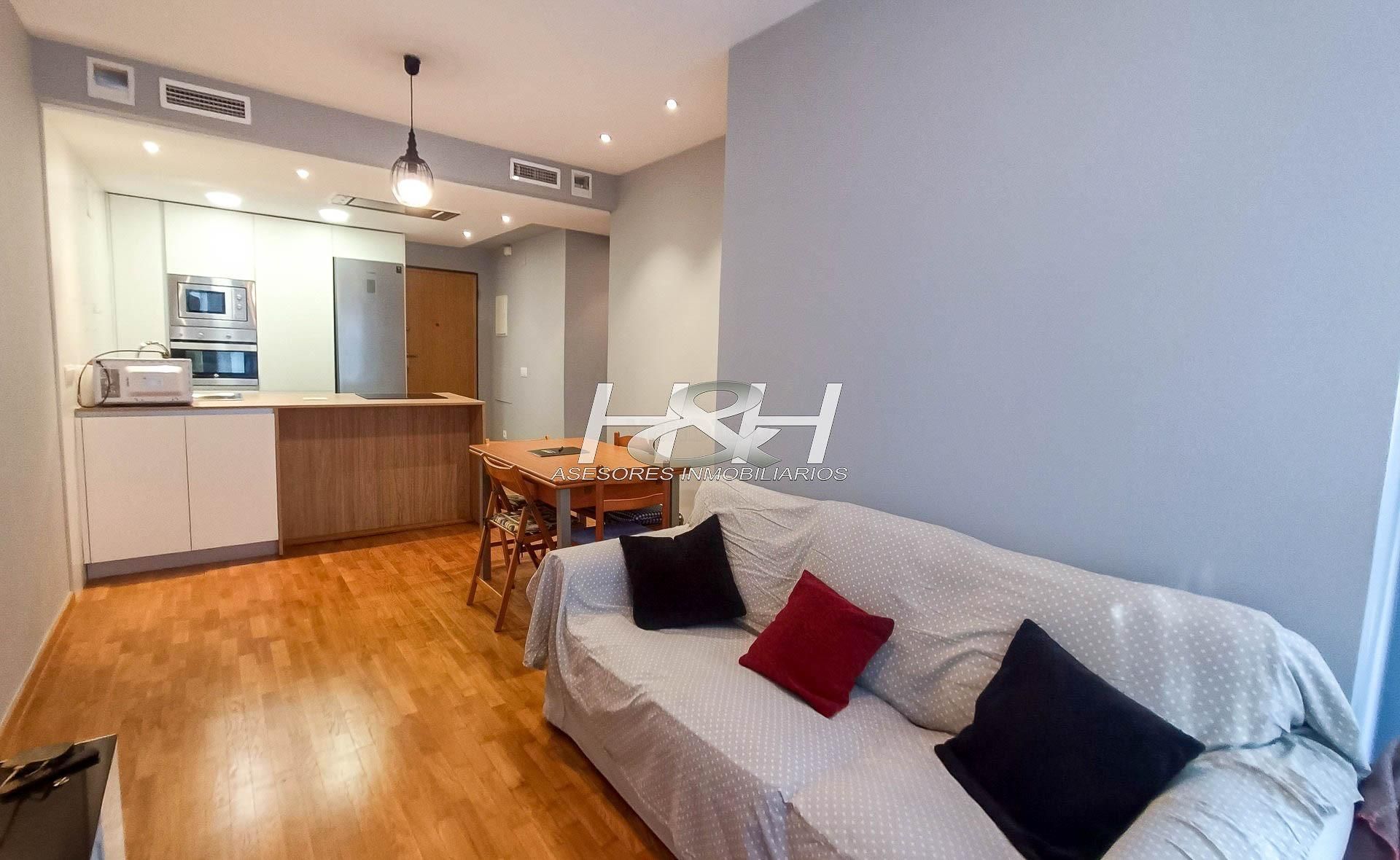 Living room of Flat for sale in Burjassot  with Air Conditioner, Heating and Parquet flooring