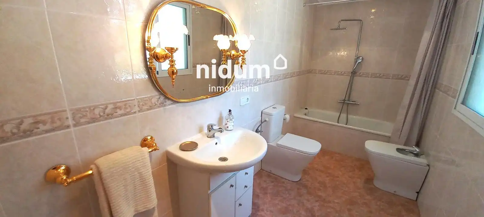 Badezimmer von Haus oder Chalet zum Verkauf in Xàtiva mit Abstellraum und Schwimmbad