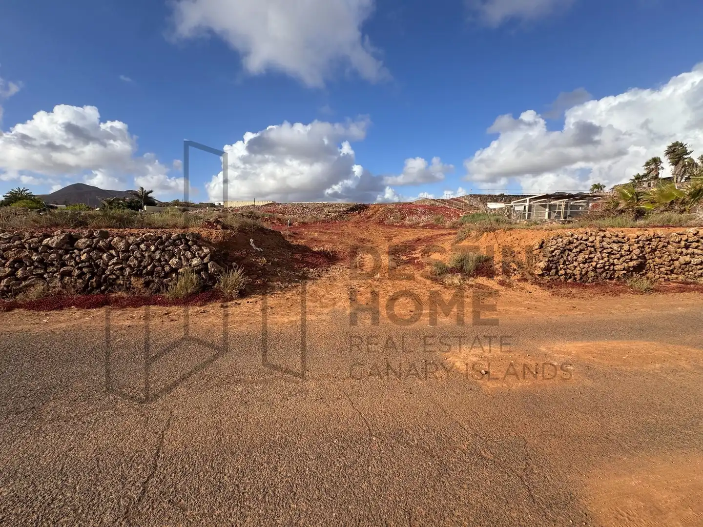 Terreno en venta en La Oliva