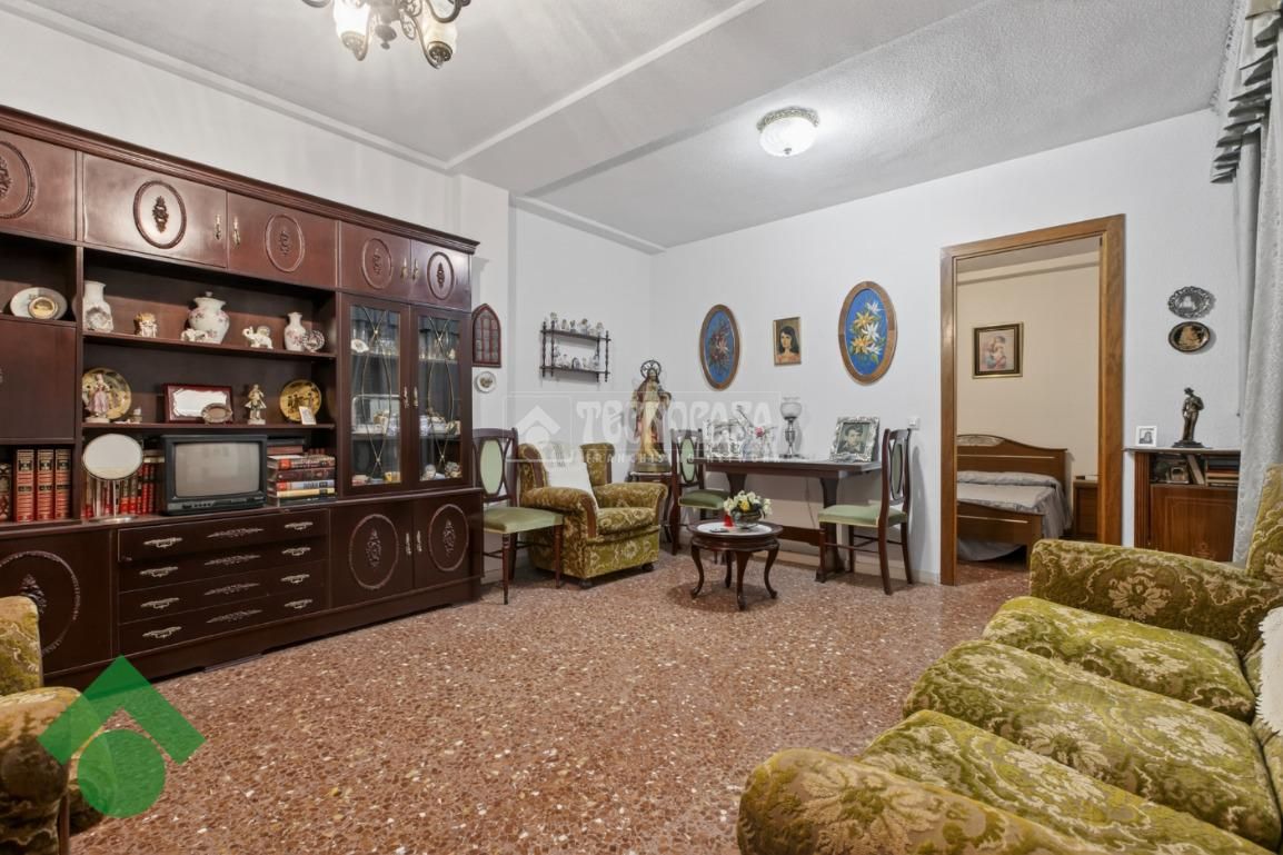 Sala de estar de Piso en venta en  Córdoba Capital con Trastero