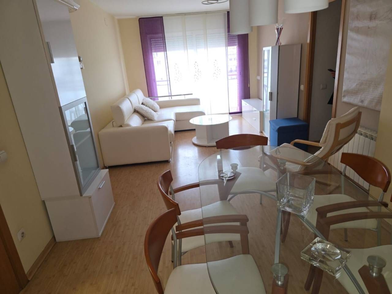 Living room of Flat for sale in Manresa  with Air Conditioner, Heating and Parquet flooring
