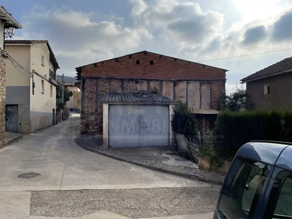 Exterior view of Houses for sale in Tobía