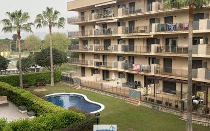 Außenansicht von Wohnungen zum verkauf in Cambrils mit Klimaanlage und Terrasse