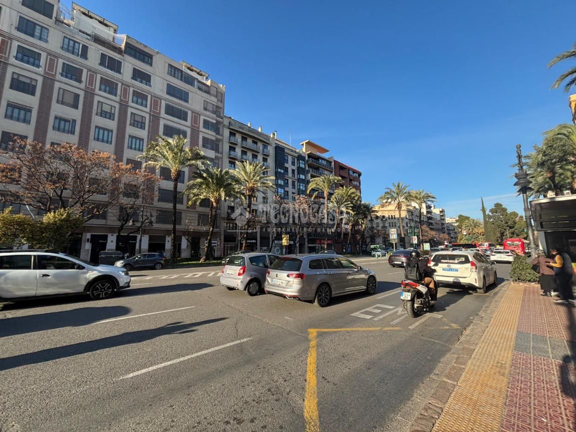 Exterior view of Garage for sale in  Valencia Capital