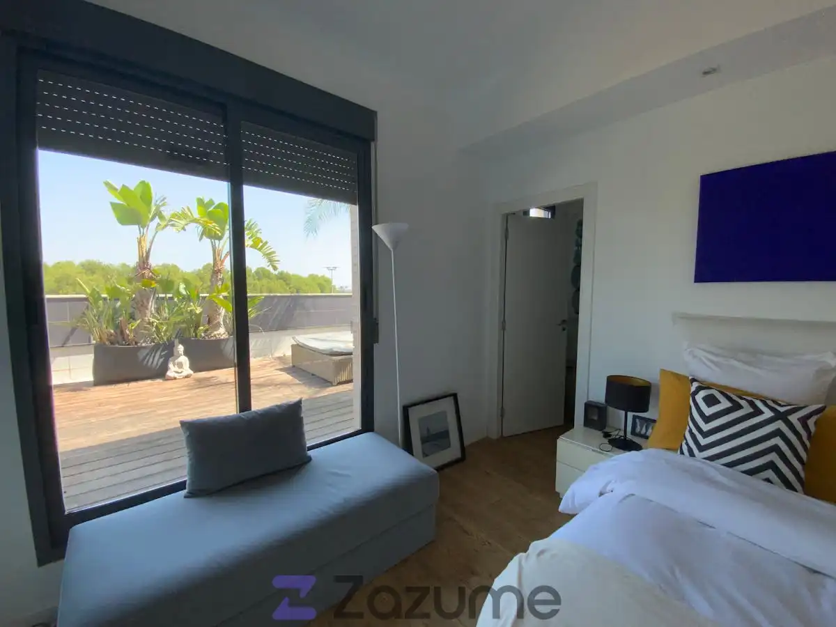 Habitación de Ático de alquiler en Paiporta con Aire acondicionado, Calefacción y Parquet
