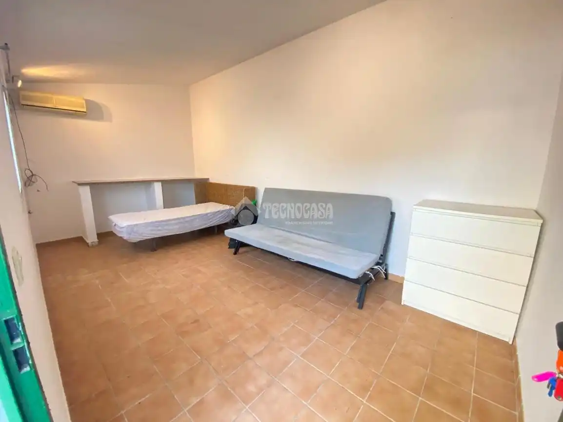 Habitación de Finca rústica en venta en Dos Hermanas