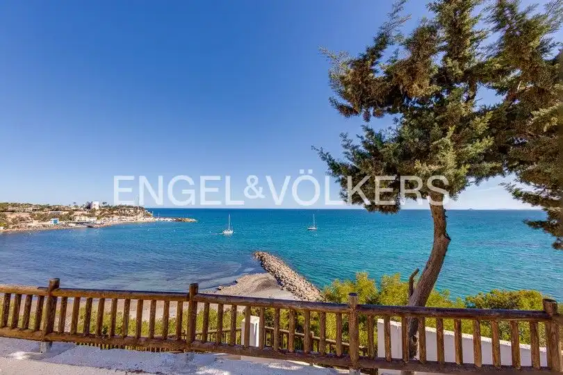 Vista exterior de Casa o xalet en venda en Orihuela amb Aire condicionat, Calefacció i Jardí privat