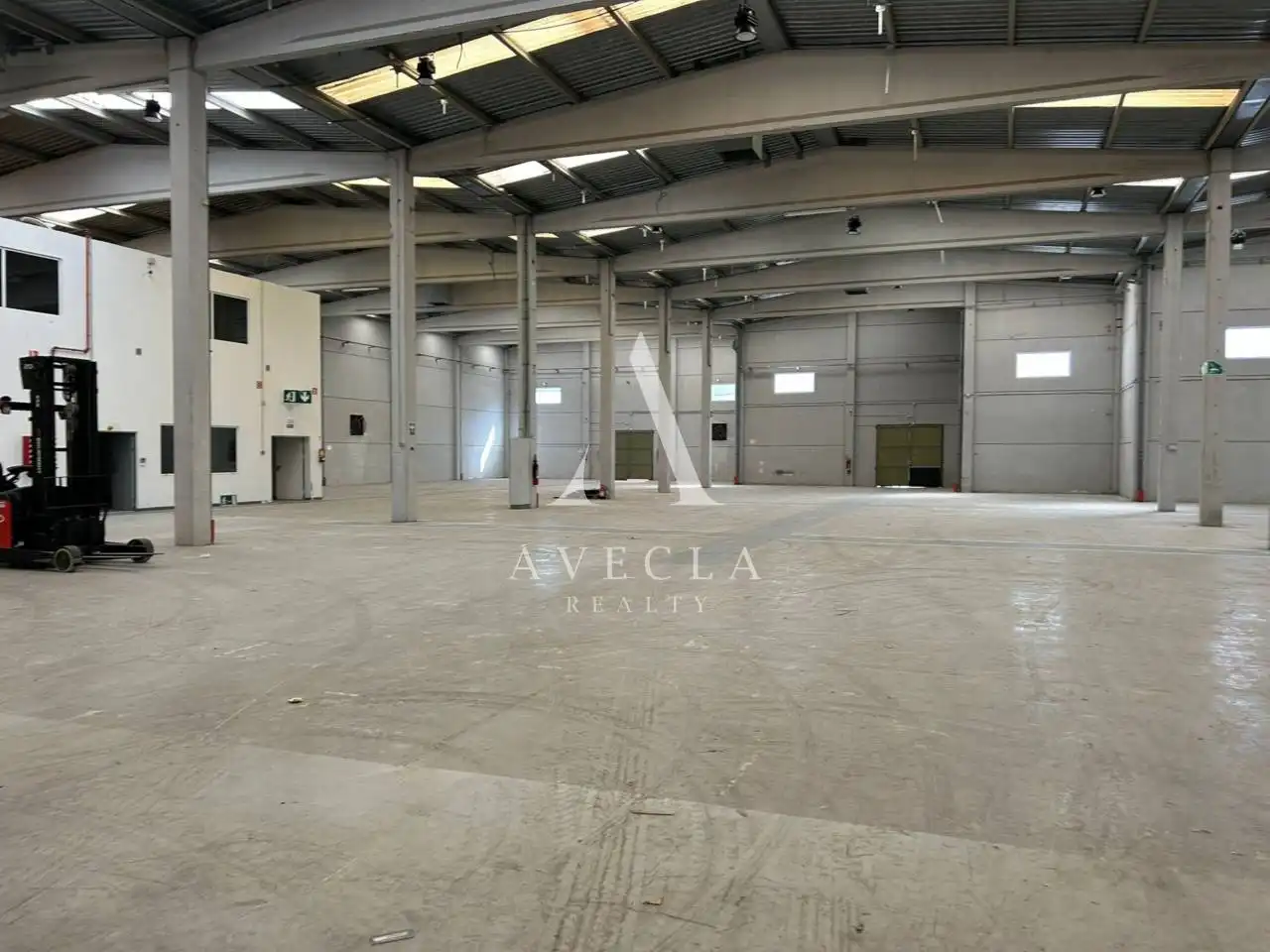 Nave industrial de alquiler en Abrera