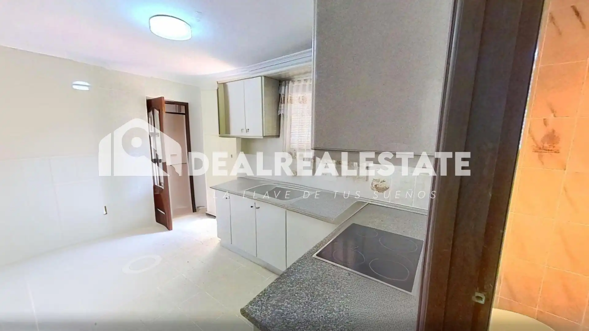 Kitchen of Houses for sale in Brenes  with Air Conditioner, Terrace and Storage room