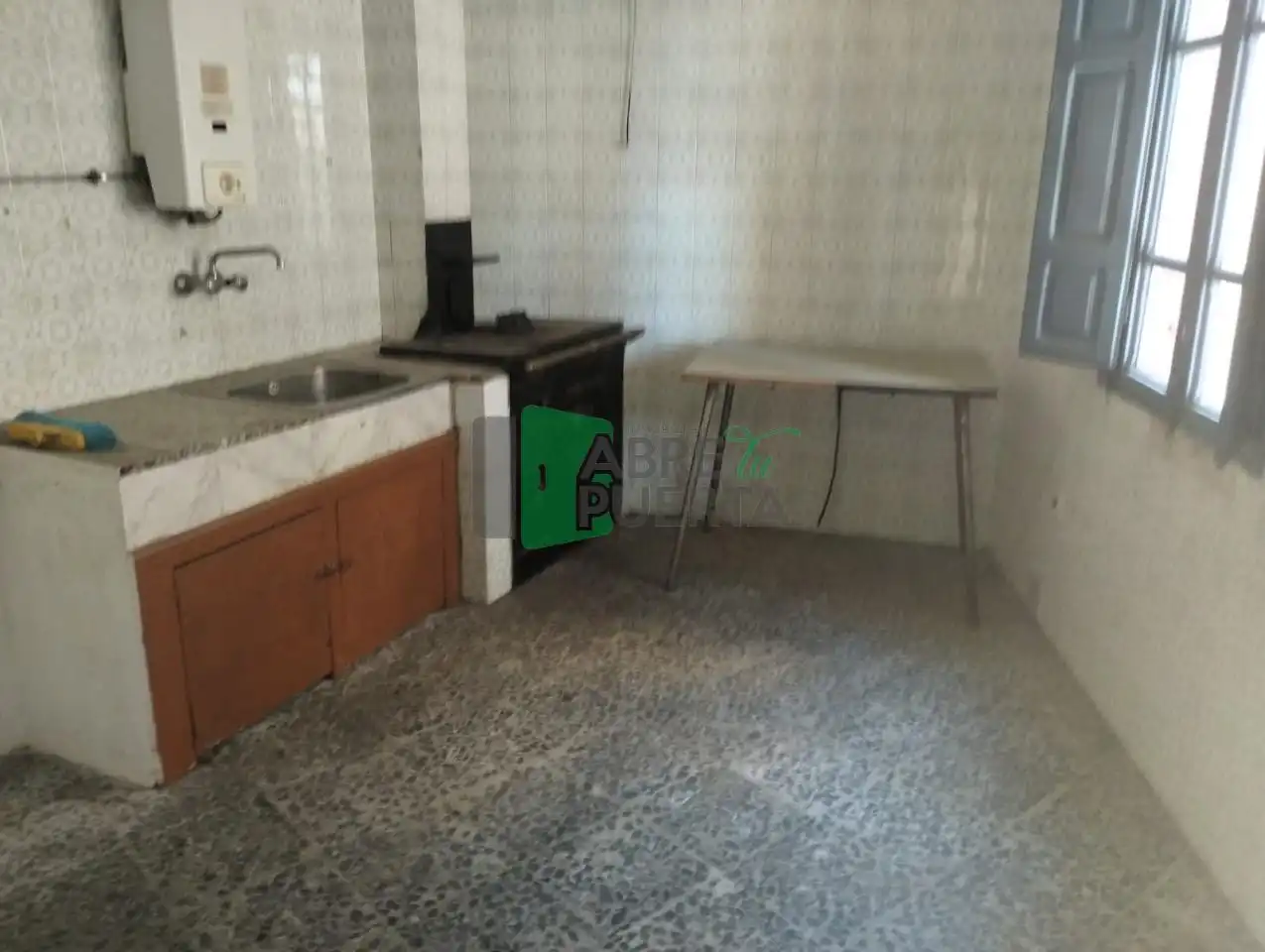 Kitchen of Houses for sale in Ourense Capital   with Private garden