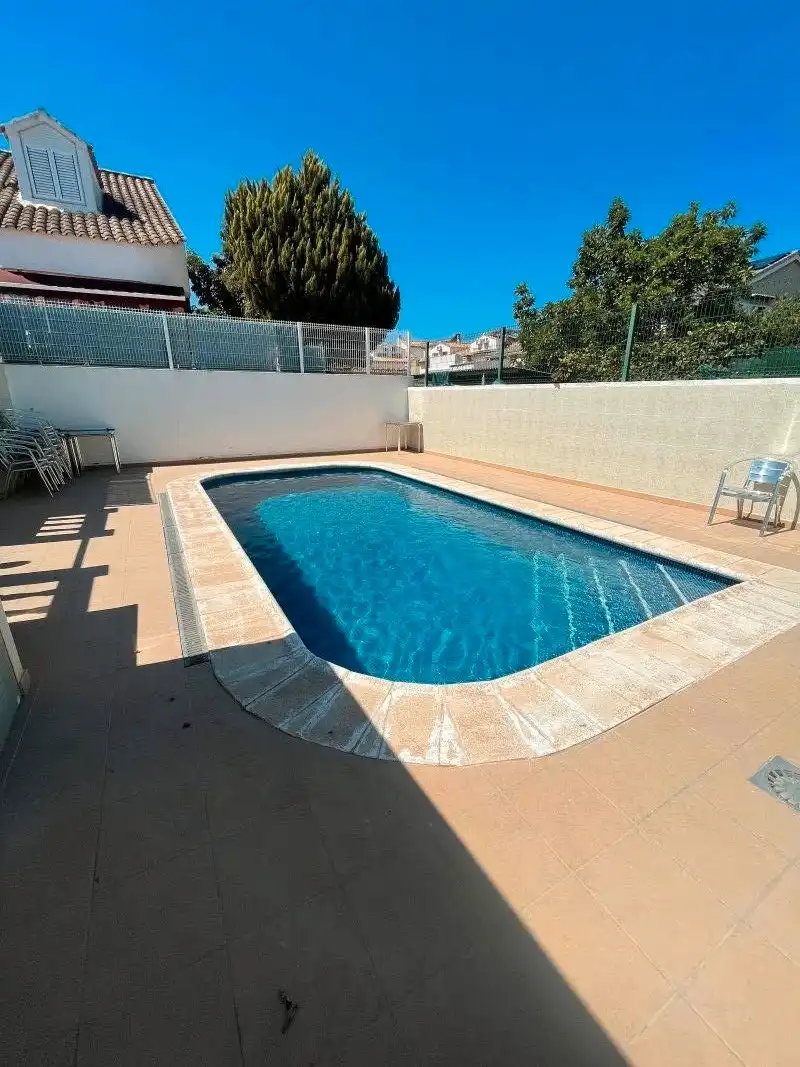 Piscina de Casa o xalet en venda en Gandia amb Aire condicionat, Jardí privat i Terrassa