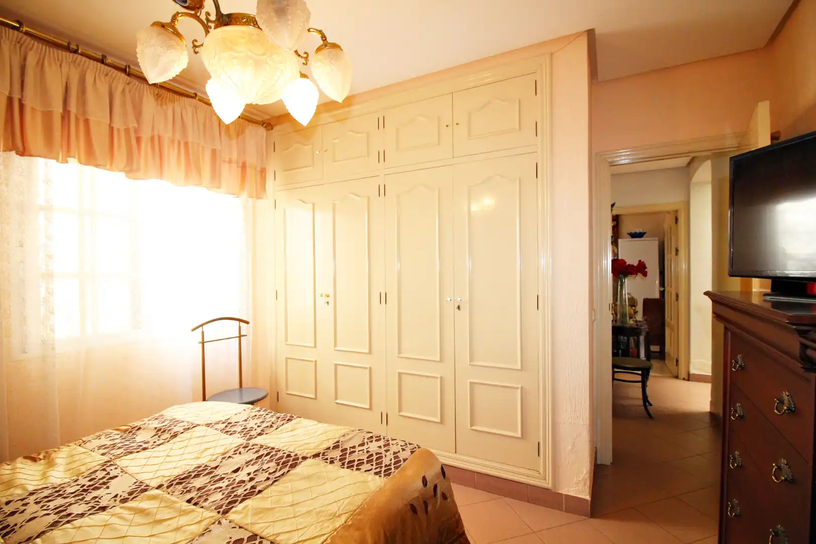 Habitación de Casa adosada en venta en Punta Umbría con Aire acondicionado, Terraza y Trastero