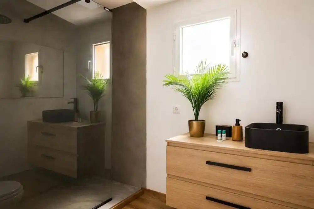 Bathroom of Apartments for sale in Estepona  with Air Conditioner, Terrace and Swimming Pool