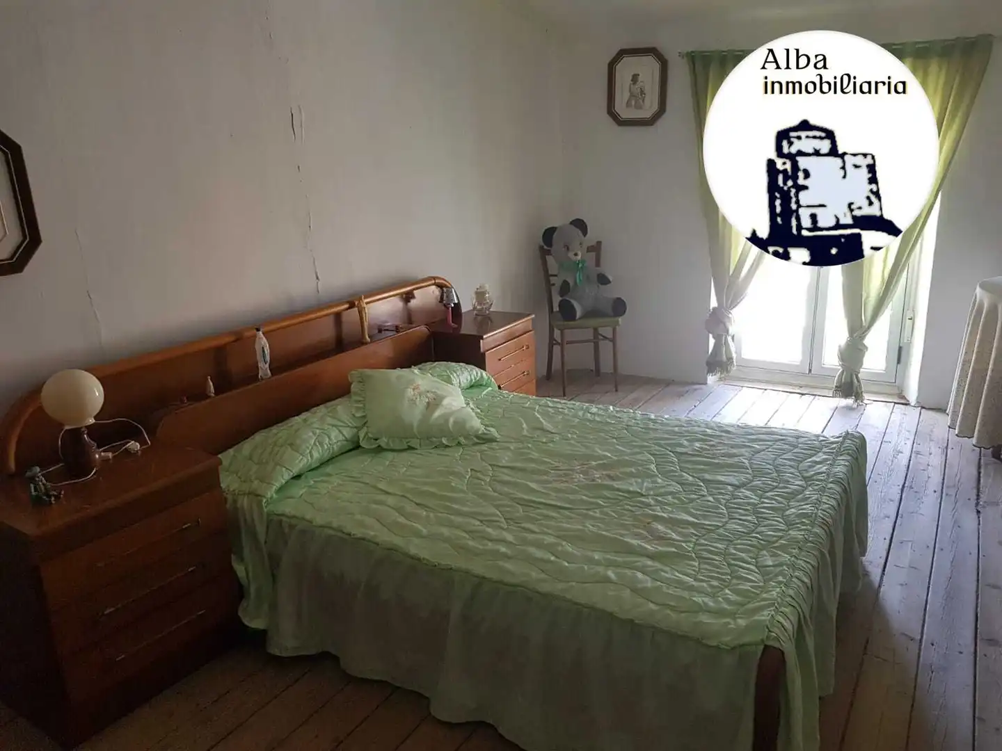 Houses for sale in Calle Salas Pombo, 2, Éjeme