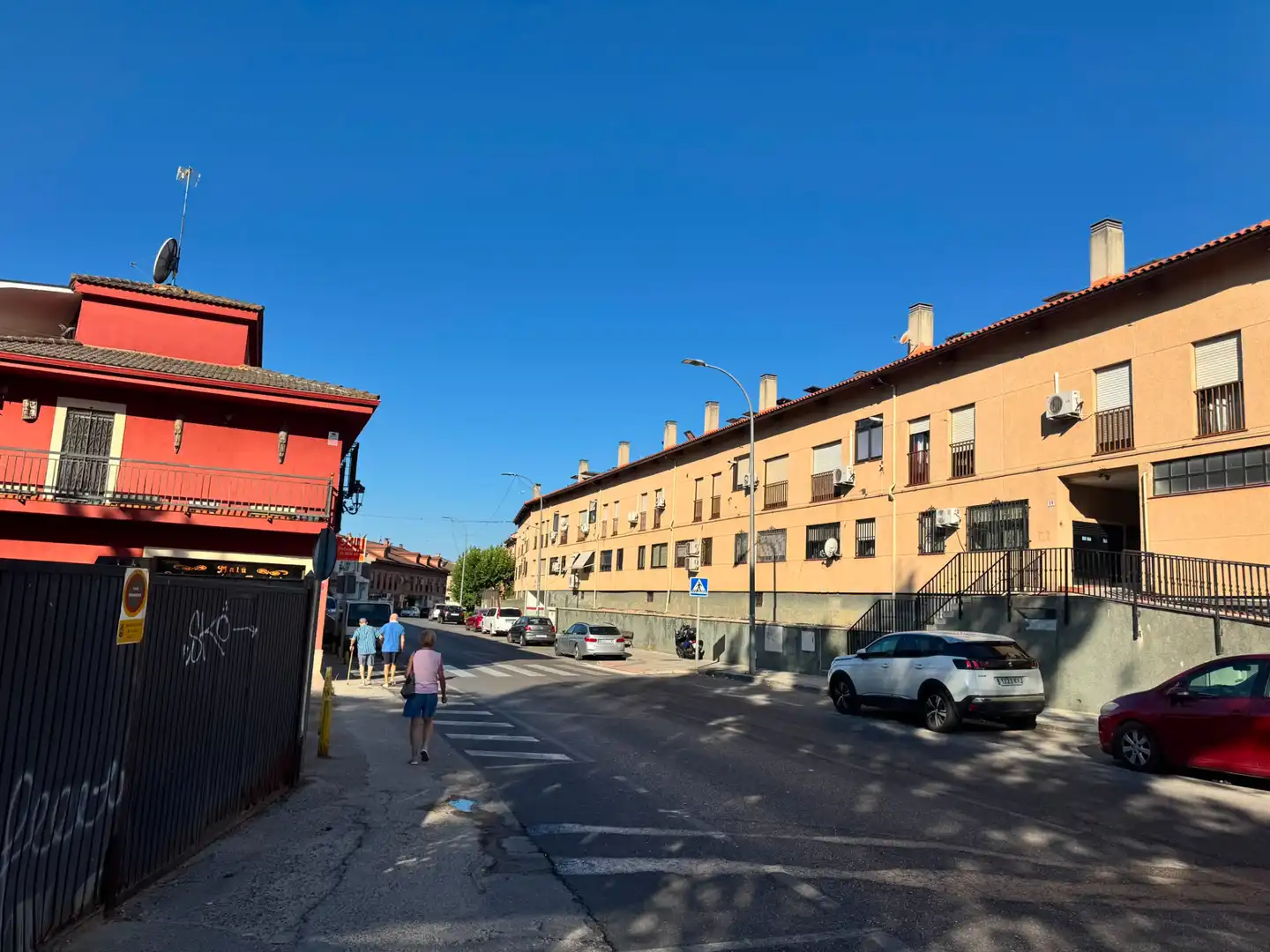 Exterior view of Flat for sale in Algete  with Heating, Private garden and Oven