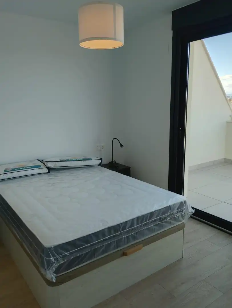 Dormitori de Àtic de lloguer en Murcia amb Terrassa