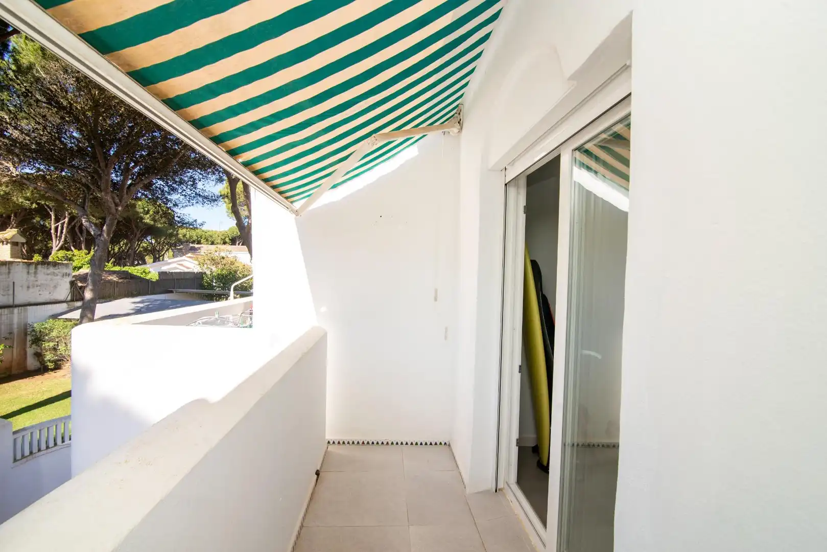 Terrassa de Apartament en venda en Chiclana de la Frontera amb Aire condicionat, Jardí privat i Terrassa