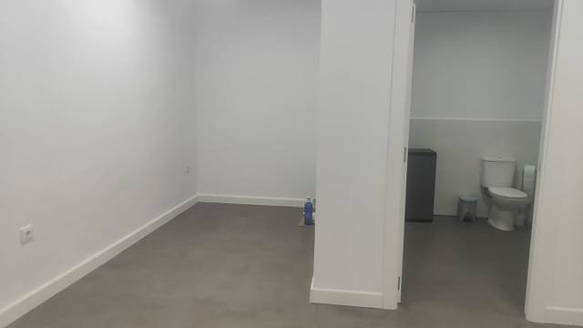 Local comercial en Alquiler en Centro