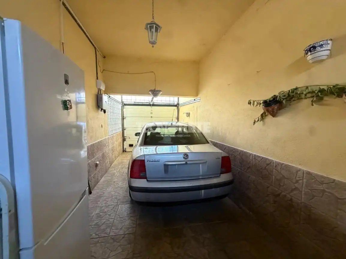 Casa aparellada amb terrassa en venda a C. la Virgen, imagen 29
