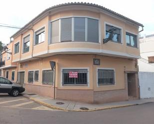 Vista exterior de Pis en venda en Alzira amb Terrassa