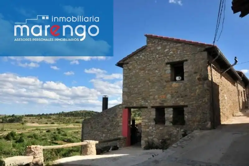 Vista exterior de Finca rústica en venda en La Pobla de Benifassà