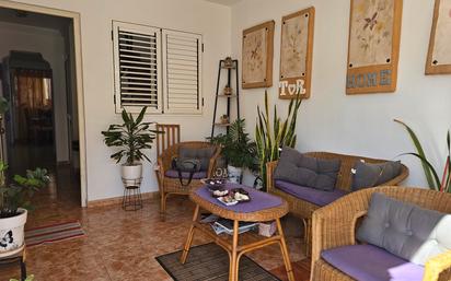 Living room of Duplex for sale in Santa Lucía de Tirajana  with Air Conditioner
