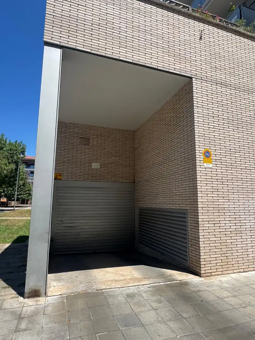 Garatge en venda a Avinguda de la Constitució, Els Canyars