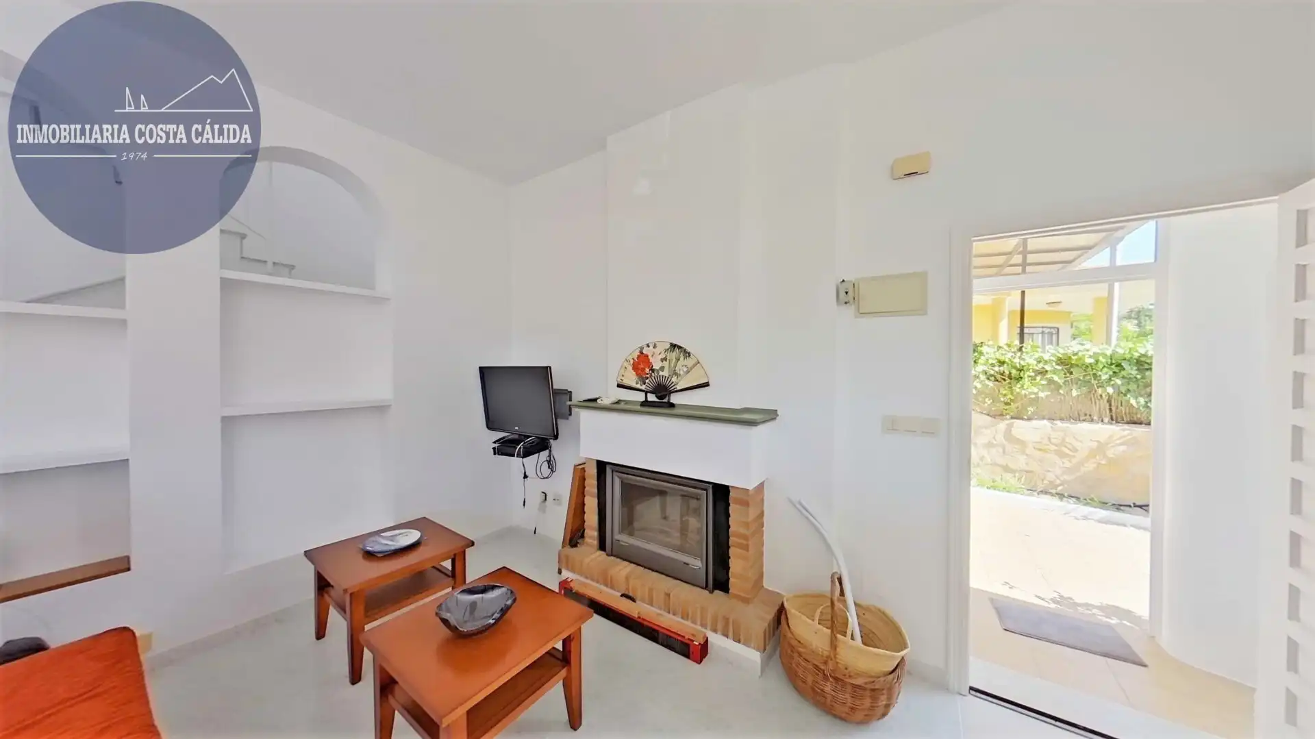 Sala d'estar de Casa o xalet en venda en Águilas amb Jardí privat, Terrassa i Traster